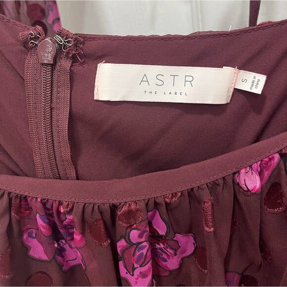 ASTR | Rosalee Floral Mini Dress Small Burgundy Ruched Long Sleeve Dark Romantic - Picture 7 of 16